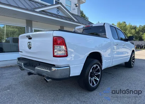 2020 Ram 1500 Big Horn/Lone Star из США, поврежденный, VIN 1C6RREBT5LN256067